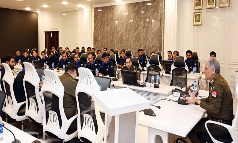 نیشنل پولیس اکیڈمی کے زیر تربیت ڈی ایس پیز کا سنٹرل پولیس آفس کا دورہ