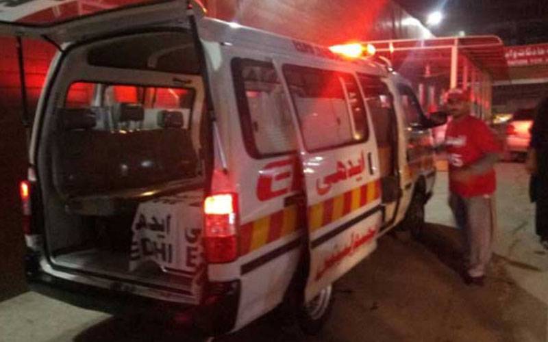 تیز رفتار ٹرک نے 4 مزدوروں کو کچل دیا 