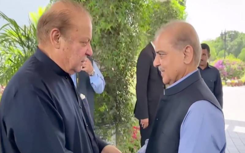 وزیراعظم کی نوازشریف سے ملاقات، پاک افغان کشیدگی پرتبادلہ خیال