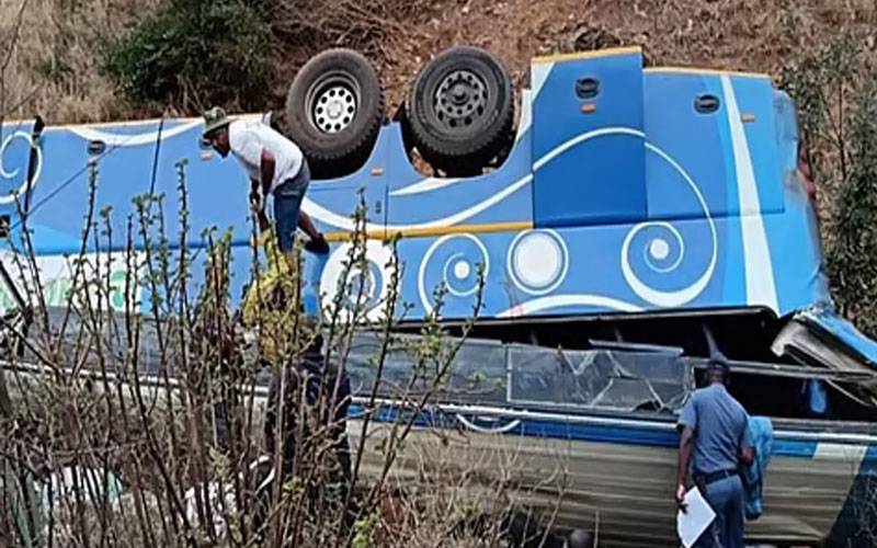 جنوبی افریقہ میں خوفناک بس حادثہ، 40 افراد ہلاک