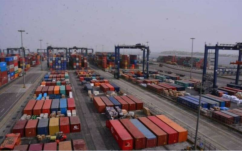 کراچی سے افغان ٹرانزٹ ٹریڈ معطل، تمام گیٹ پاسز منسوخ، ٹرک اَن لوڈ کردیئے گئے