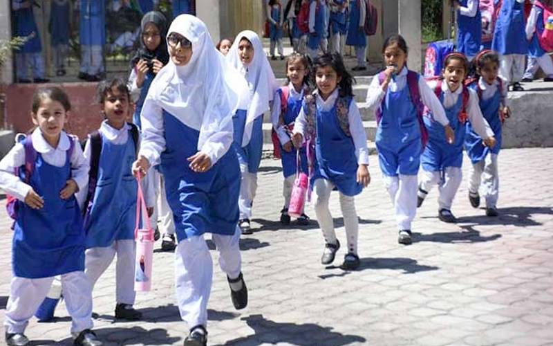 موسم سرما کیلئے سکولوں کے نئے اوقات کار،سمری وزیراعلیٰ کوارسال 