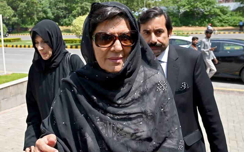  علیمہ خان کی گرفتاری کیلئے ٹیم تشکیل ، وارنٹ کیساتھ آج لاہور جائیگی