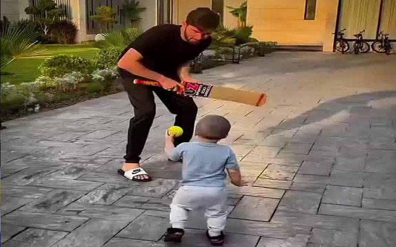 شاہین آفریدی کی بیٹے کیساتھ کرکٹ کھیلتے ویڈیو 