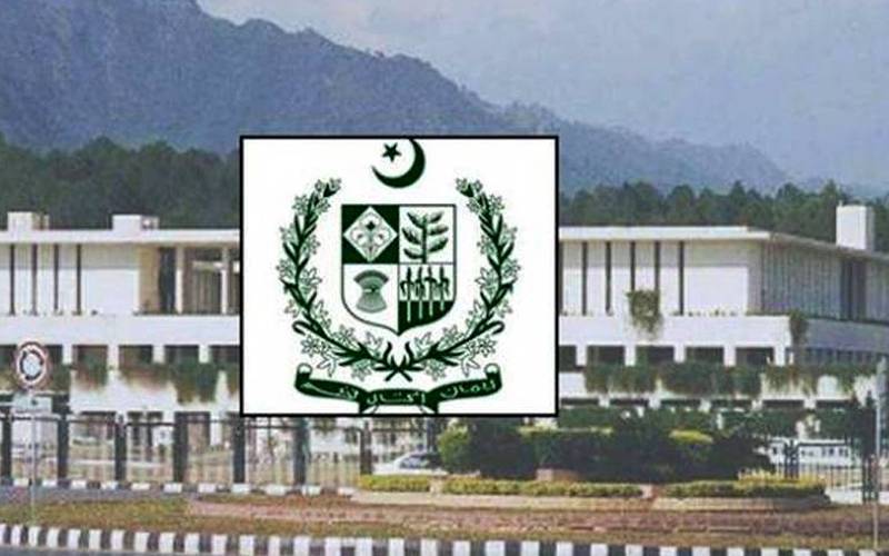 وفاقی بیوروکریسی میں بڑے پیمانے پر تقررو تبادلے، افضل لطیف عہدے سے مستعفی 