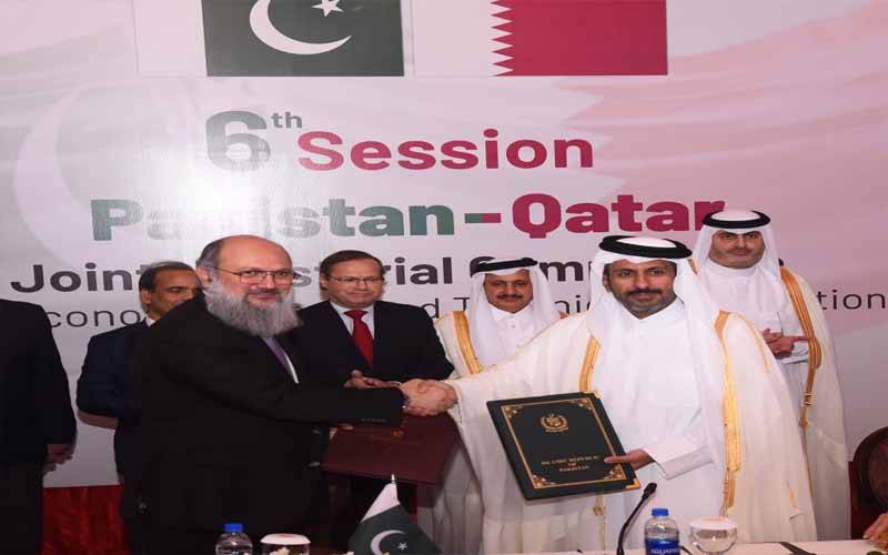 قطر کا پاکستان میں 3 ارب ڈالر سرمایہ کاری کے عزم کا اعادہ، معاہدوں پر دستخط