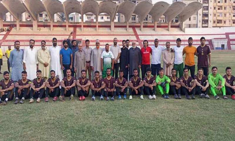 پاکستان کسٹمز نے فٹ بال چیلنچ میج میں سندھ پولیس کو ہرا دیدی