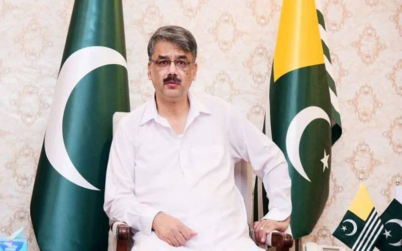 وزیرِ اعظم آزاد کشمیر استعفیٰ دیں گے یا تحریک عدم اعتماد کا مقابلہ کریں گے؟