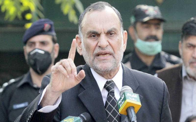 سینیٹر اعظم سواتی کا پاسپورٹ بلاک لسٹ سے نکالنے کی ہدایت 