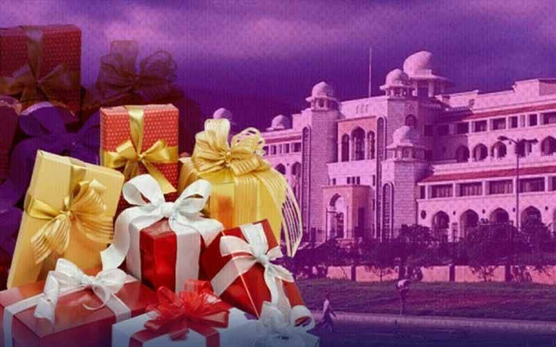 وفاقی حکومت کا توشہ خانہ ریکارڈ پبلک، قیمتی تحائف کی فہرست سامنے آ گئی