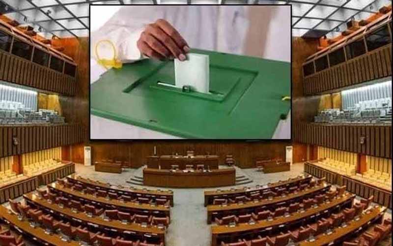 شبلی فراز کی خالی نشست پر سینیٹ انتخابات کل، امیدواروں کی حتمی فہرست جاری 