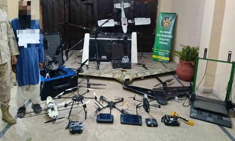 لاہور، راولپنڈی: ڈرونز سے منشیات کی اسمگلنگ کرنے والا گینگ پکڑا گیا