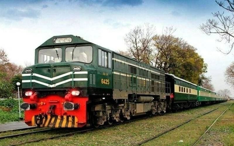  محکمہ ریلوے 11 مسافر ٹرینوں کی نیلامی کرے گا