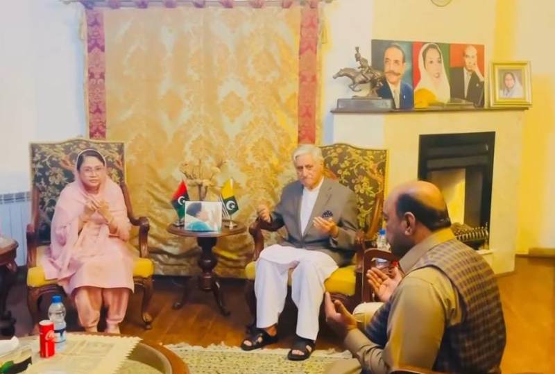 فریال تالپور کی چکلالہ آمد، سردار یعقوب خان سے انکے بھائی کے انتقال پر تعزیت