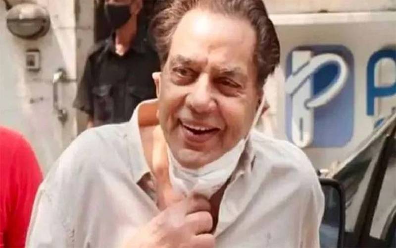 89 سالہ بھارتی لیجنڈری اداکار دھرمیندرا ہسپتال منتقل، مداحوں میں تشویش کی لہر دوڑ گئی