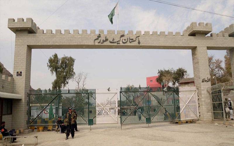 طورخم سرحد غیرقانونی افغانیوں کی بے دخلی کیلئے کھل گئی، دوطرفہ تجارت بدستور بند