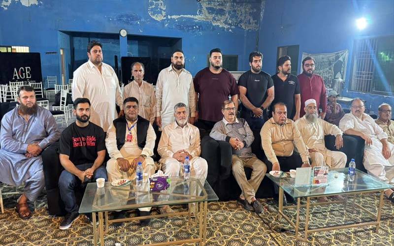 گوجرانوالہ ؛ولی ویٹ لفٹنگ کلب نے پنجاب انٹر کلب مینز  ویٹ لفٹنگ چیمپئن شپ  ٹرافی جیت لی