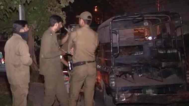  اوکاڑہ  میں پولیس مقابلہ ، ایک ڈاکو ساتھیوں کی فائرنگ سے زخمی ،دوسرا فرار