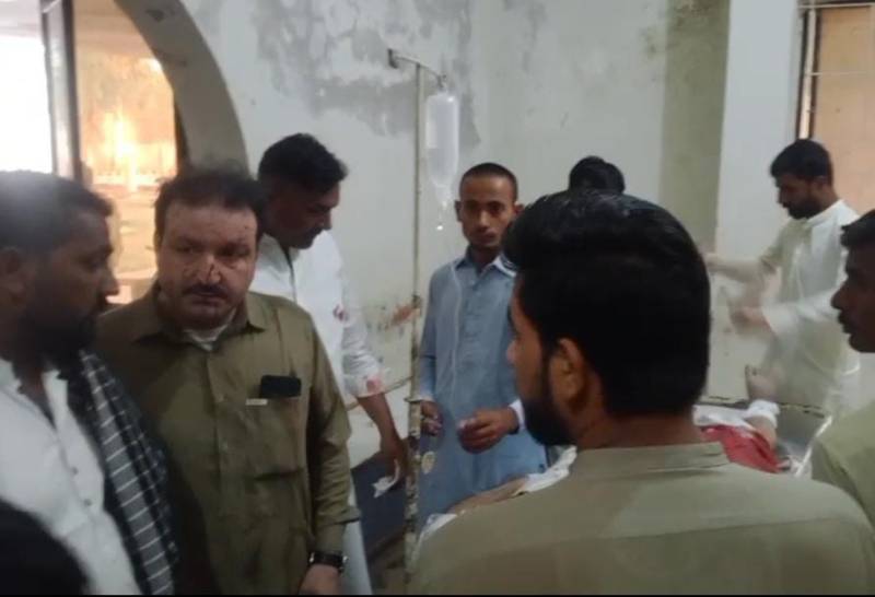  نوشہرو فیروز، کوچ  کی موٹر سائیکل سواروں کو ٹکر،2 افراد جاں بحق اور 5 زخمی