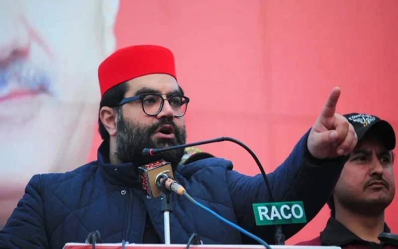 صوبے کے چیف ایگزیکٹو کا ٹکراؤ کی طرف جانا پختونخوا کے حق میں نہیں: ایمل ولی