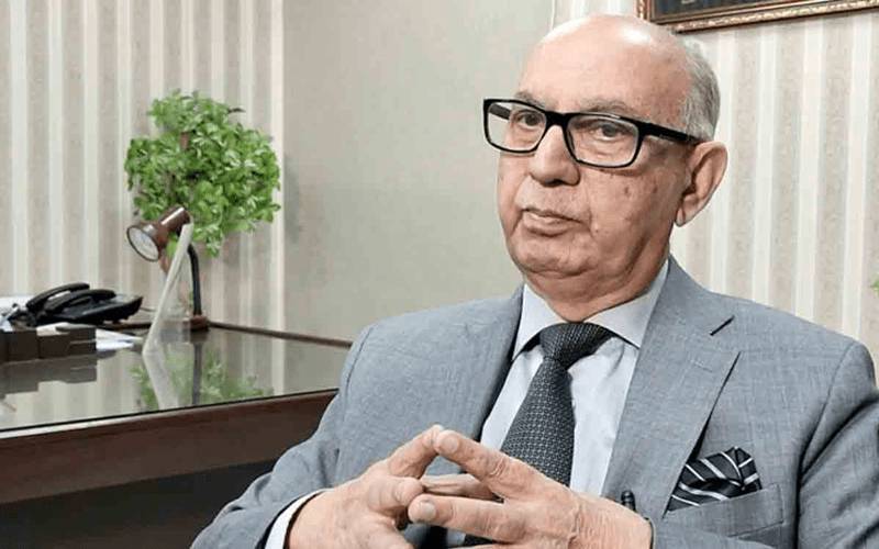 سینیٹر عرفان صدیقی کو وینٹی لیٹر پر منتقل نہیں کیا گیا، اہل خانہ کی وضاحت  سامنے آگئی