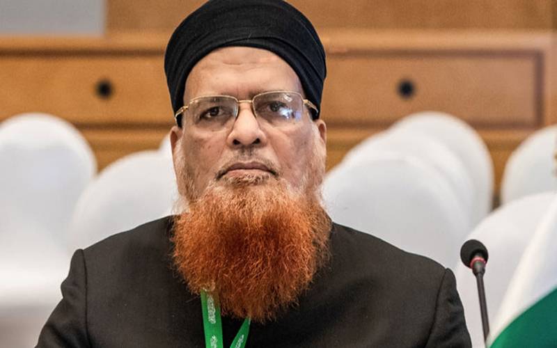 مفتی تقی عثمانی کا صدرمملکت کو تاحیات مقدمات سے استثنیٰ پربیان سامنے آ گیا