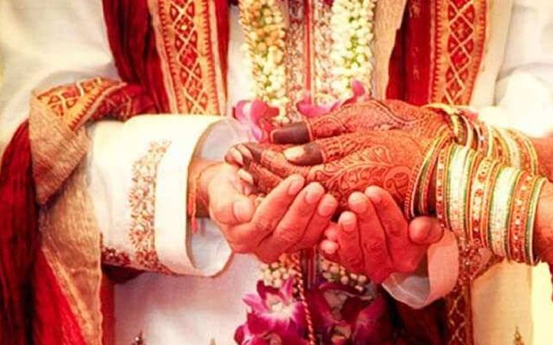 بلغاریہ اور جاپان سے تعلق رکھنے والی 2 خواتین شادی کیلئے کوٹ ادو پہنچ گئیں