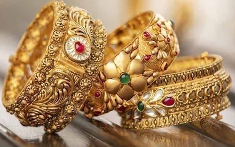 سونا مزید مہنگا،فی تولہ قیمت ہزاروں روپے بڑھ گئی