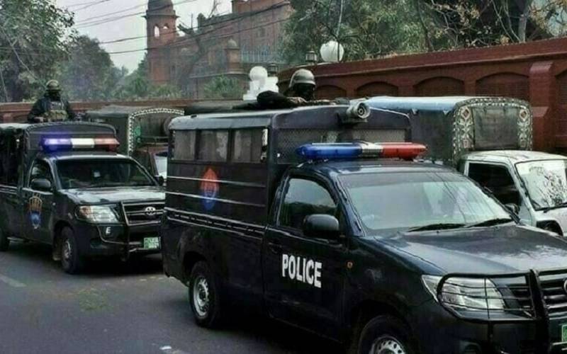 جاوید بٹ قتل کیس، پولیس کا ملزم امیر کی گرفتاری کیلئے چھاپہ، ٹرکاں والا اڈہ سیل کر دیا گیا