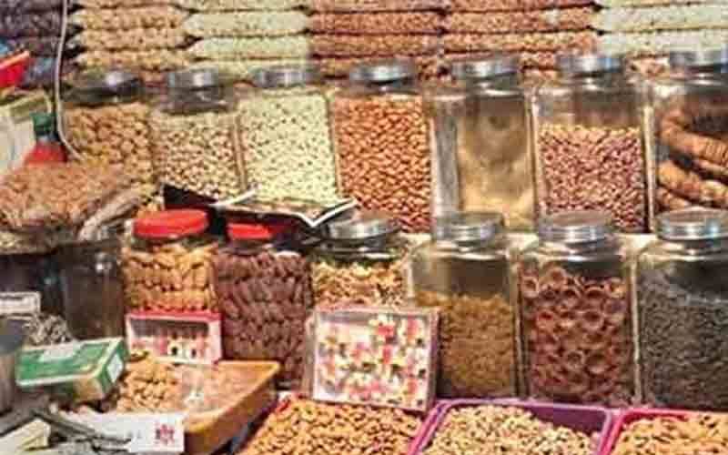  چوری یا سردیوں کا سٹاک ،چور دوکان سے 1کلو کاجو،2 کلو بادام ،3 کلو اخروٹ و دیگر اشیا لے گئے