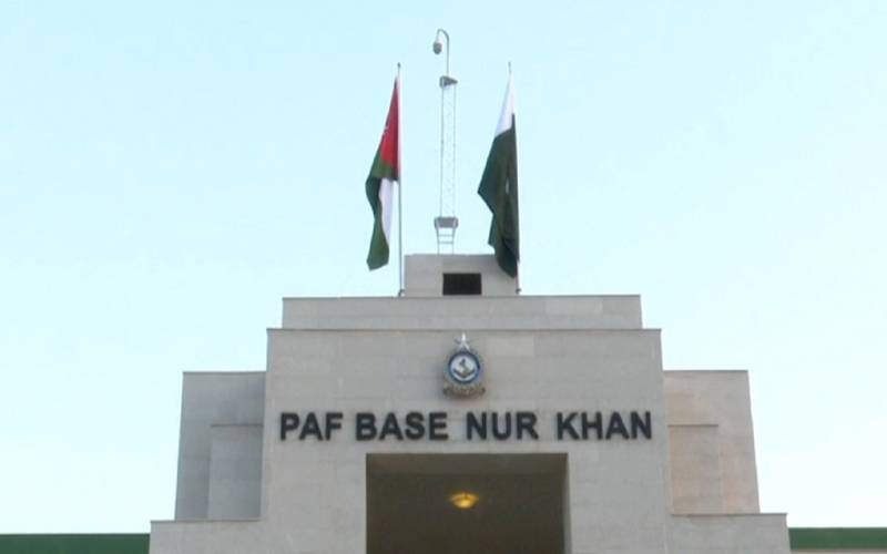 پاک فضائیہ کے جنگی جہازوں کی اردن کے بادشاہ عبداللہ دوم کو سلامی