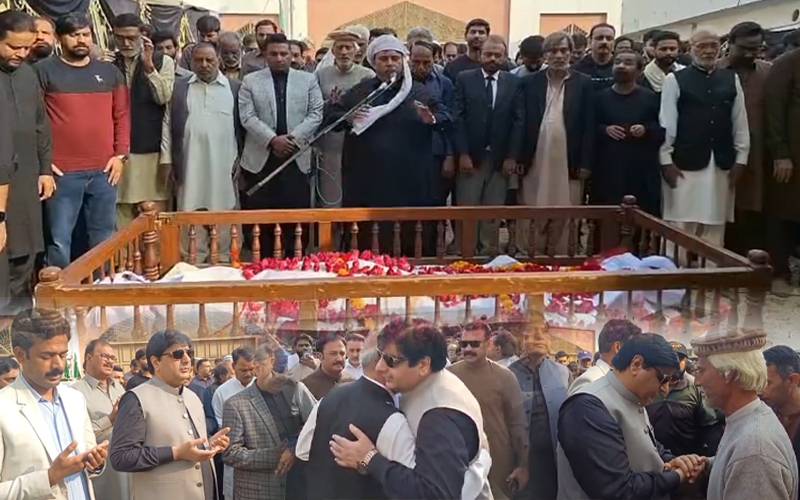 وزیر اطلاعات پنجاب عظمیٰ بخاری کے چچا سید مجاہد حسین بخاری سپردخاک