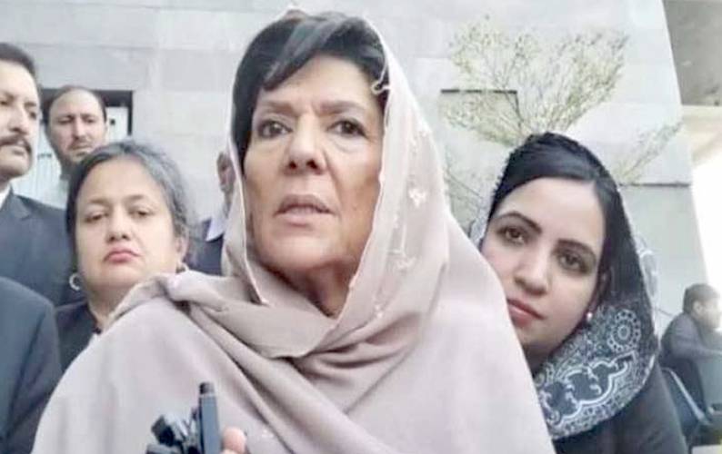 علیمہ خان بالآخر عدالت کے سامنے پیش ہو گئیں