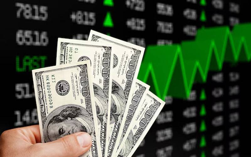 سٹاک ایکسچینج میں کاروبار کا مثبت آغاز ، ڈالر بھی سستا ہو گیا