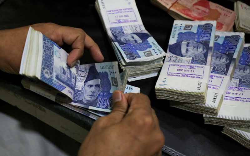 گریڈ17،16،15 کے ملازمین کی تنخواہ کتنی ہوگی؟ پیکج منظور