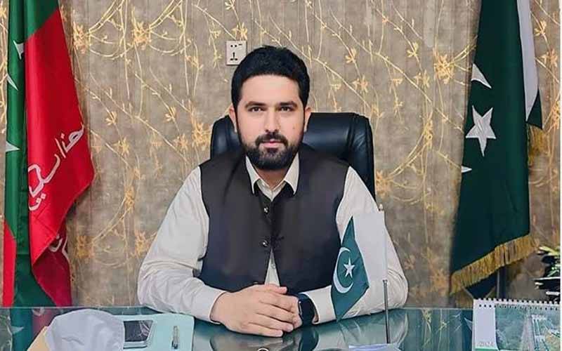 وزیراعلیٰ خیبر پختوانخوا سہیل آفریدی الیکشن کمیشن میں پیش 