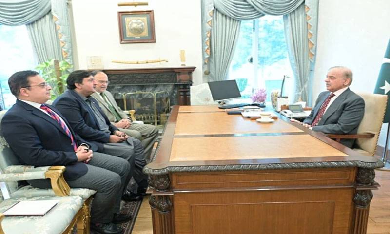 وزیراعظم سے وزیر منصوبہ بندی کی ملاقات، سیاسی صورتحال پر تبادلہ خیال