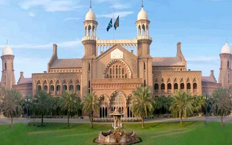 پیٹرولیم مصنوعات کی قیمتوں میں اضافہ،درخواستیں سماعت کیلئےمقرر