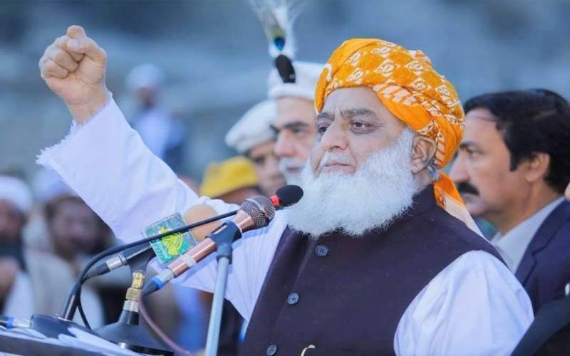 راستہ تبدیل نہیں ہوگا، ضرورت پڑی تو اسلام آباد کا رخ کریں گے؛مولانا فضل الرحمان 