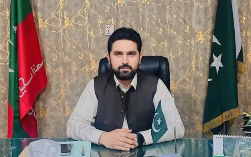 سپیکر کے پی اسمبلی کا سہیل آفریدی کو عمران خان سے مشورہ کیے بغیر کابینہ بنانے کا مشورہ