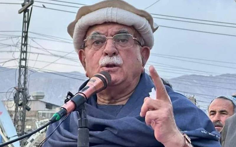 امن اور انصاف ایک ساتھ جڑے ہیں، جنگ پاگلوں کا کام ہے;محمود خان اچکزئی
