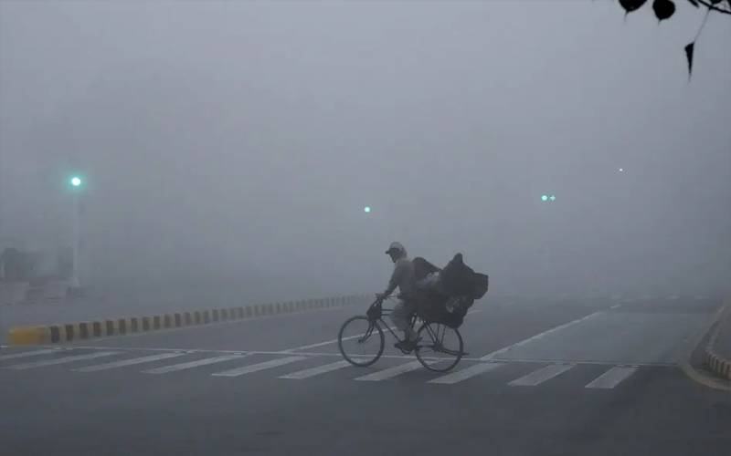 2024 کے مقابلے میں رواں سال پنجاب کے فضائی معیار میں نمایاں بہتری ریکارڈ