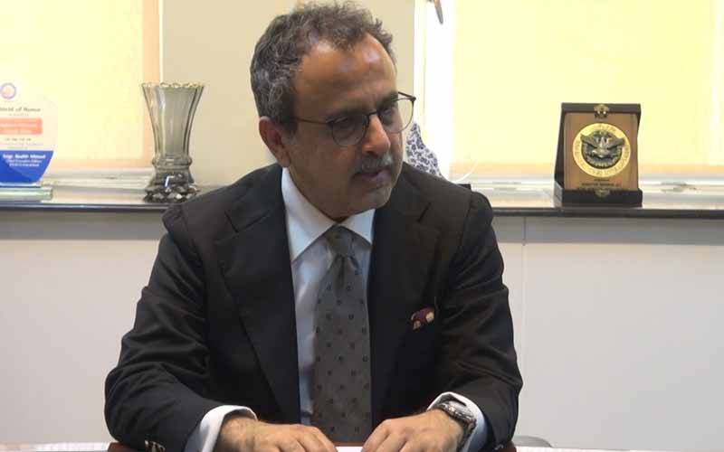 پاکستان تقریباً 56 فیصد بجلی صاف ذرائع سے حاصل کر رہا ہے؛ وزیر توانائی