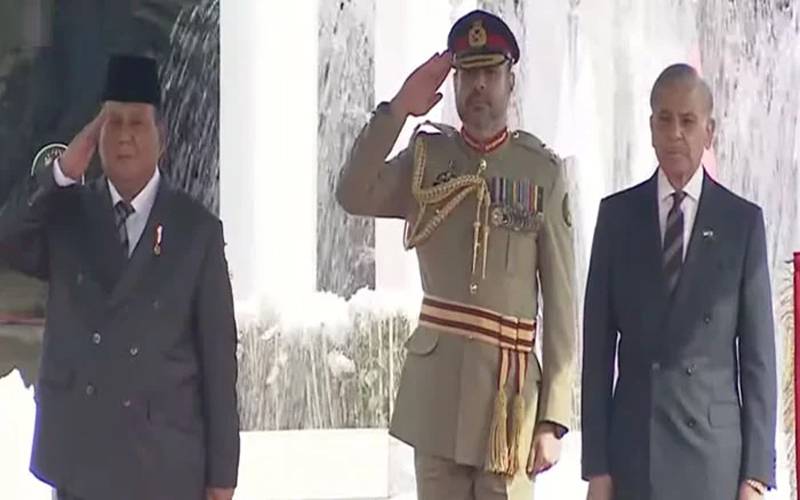 انڈونیشیا کے صدر کی وزیراعظم ہاؤس آمد، گارڈ آف آنر پیش کیا گیا 