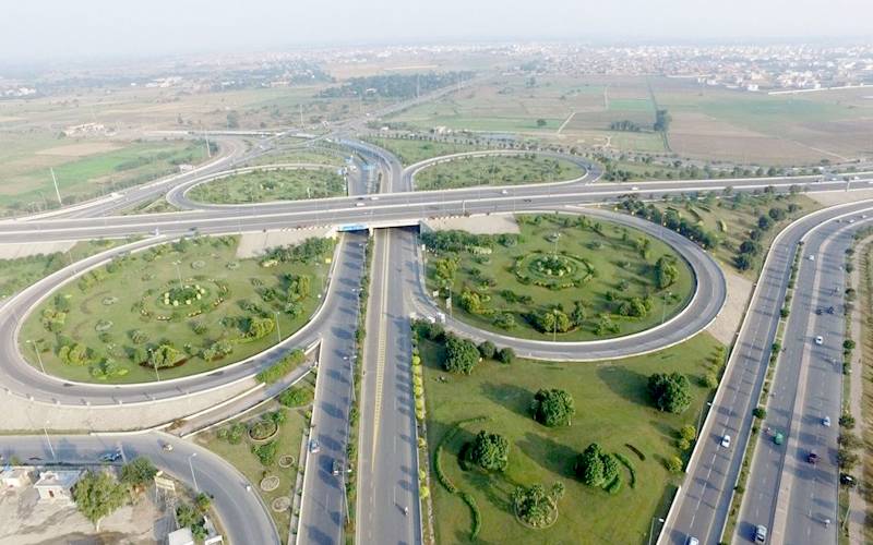 رنگ روڈ پیدل عبور کرنے والے شہری پر مقدمہ درج