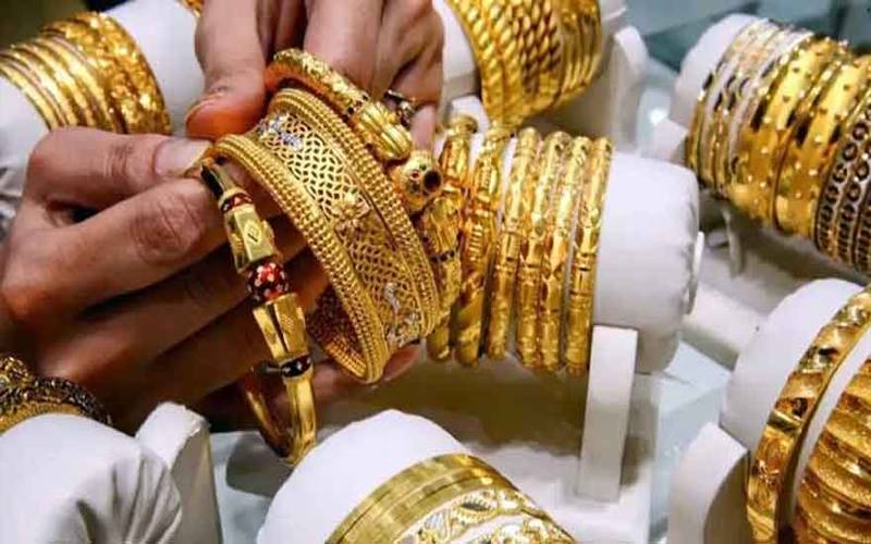 سونے کی قیمت میں کمی ریکارڈ ، فی تولہ کتنے کا ہوگیا؟