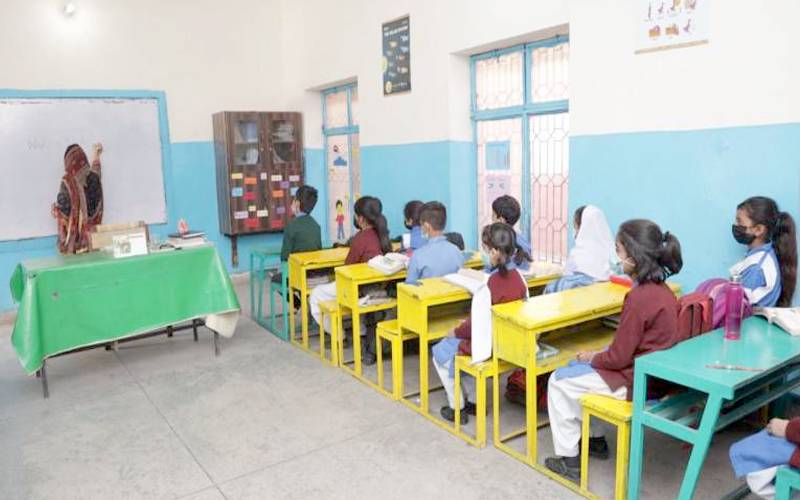پنجاب کے 90 سرکاری سکولوں کو اپ گریڈکرنے کافیصلہ