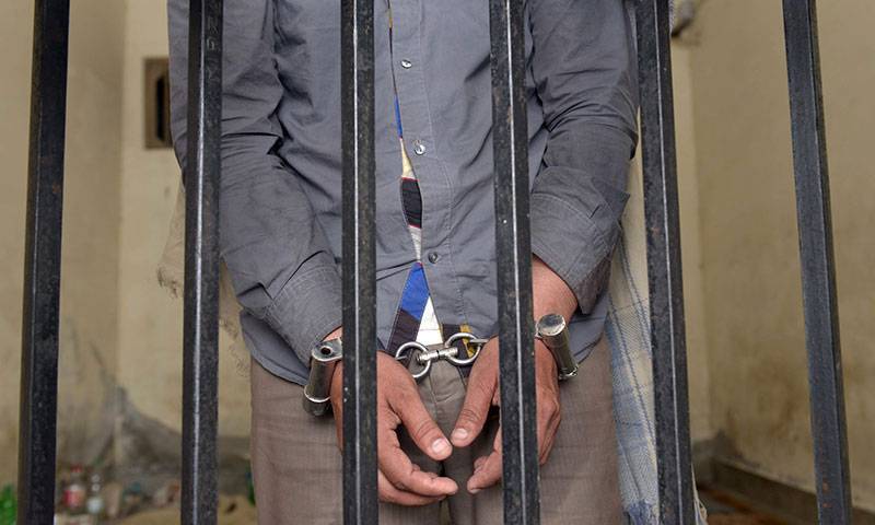 تاجروں کے اغوا کا معاملہ، پولیس اہلکاروں کے جسمانی ریمانڈ میں 3 دن کی توسیع