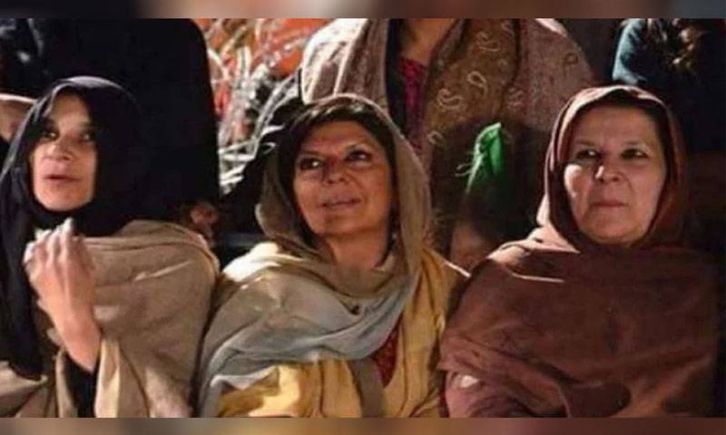 بانی پی ٹی آئی کو مسلسل قید تنہائی میں رکھنا غیر آئینی ہے،علیمہ خان