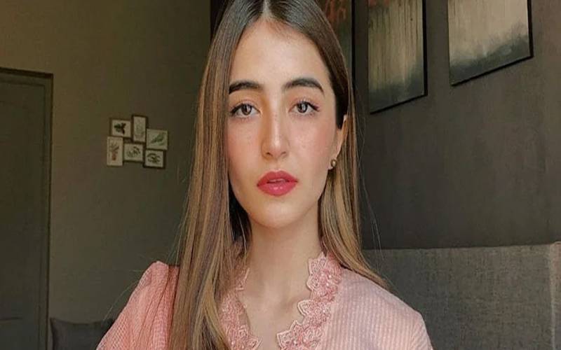 اداکارہ میرب علی نے وکالت کی تعلیم مکمل کرلی، گریجویشن پارٹی کی تصاویر وائرل